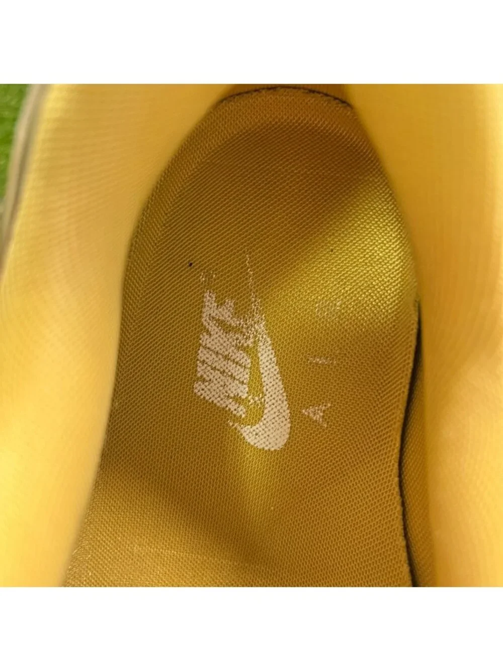 Nike Air Max 90 Womens Size 10 Metallic Gold Athletic Running Shoes Sneakers
